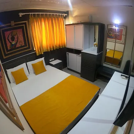 Otel Exporoyal