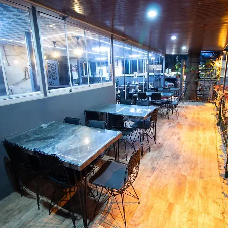 Hotel Exporoyal