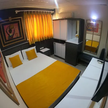 Hotel Exporoyal