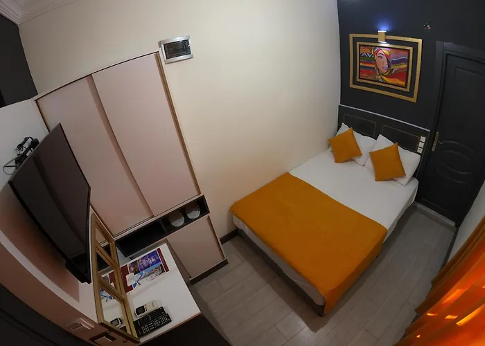 Hotel Exporoyal 3*