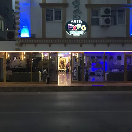 埃克斯珀罗亚尔酒店 酒店