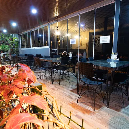 埃克斯珀罗亚尔酒店 3*