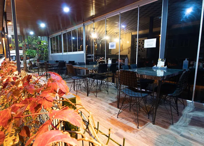 埃克斯珀罗亚尔酒店 3*