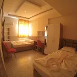 埃克斯珀罗亚尔酒店 3*